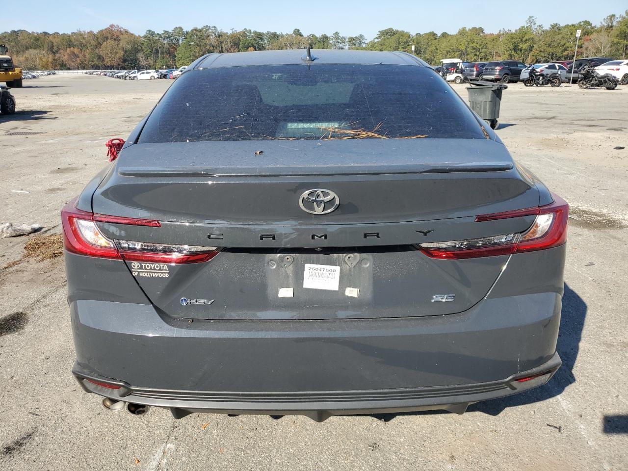 2025 TOYOTA CAMRY XSE photo 11