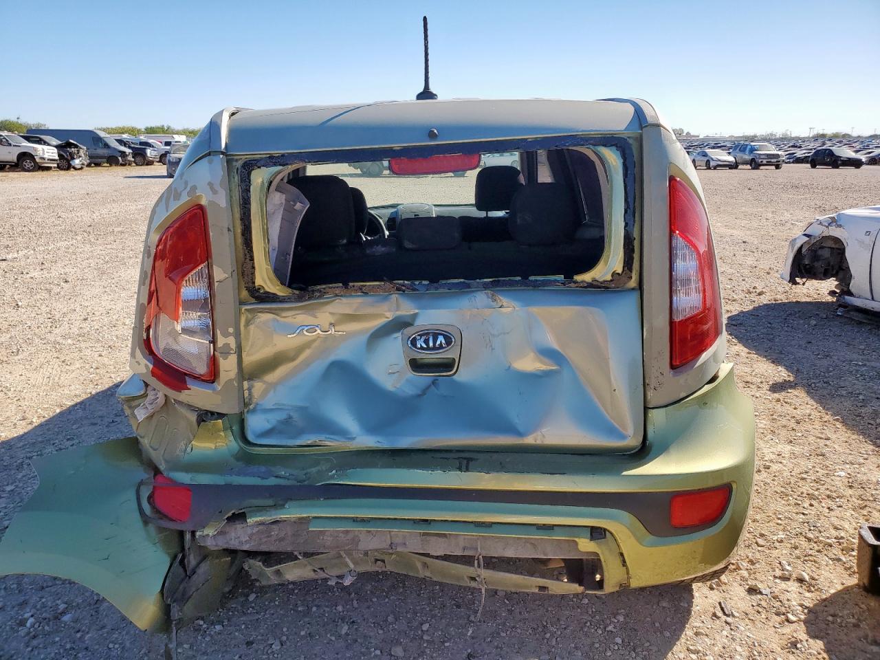 2012 KIA SOUL + photo 6