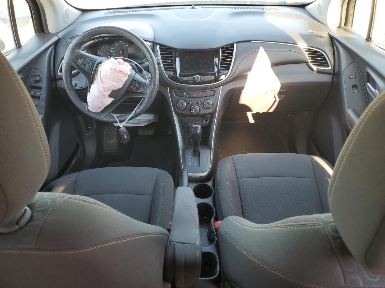 2020 CHEVROLET TRAX LS photo 15