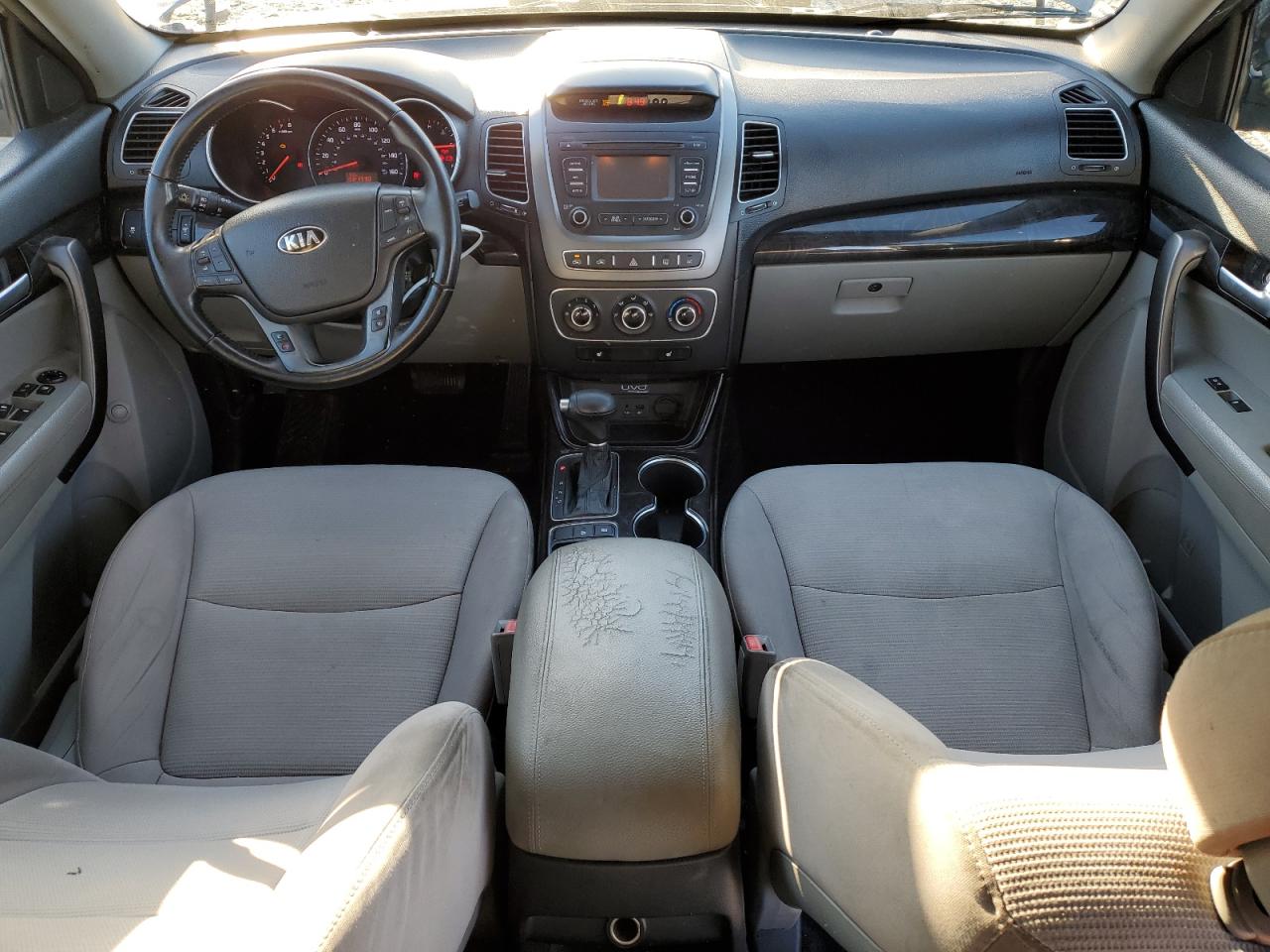 2014 KIA SORENTO LX photo 8