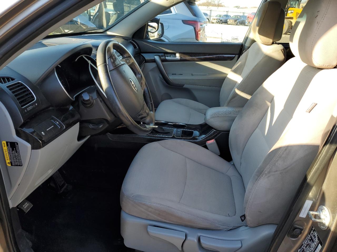2014 KIA SORENTO LX photo 7