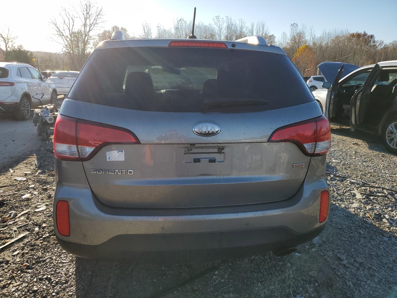 2014 KIA SORENTO LX photo 6