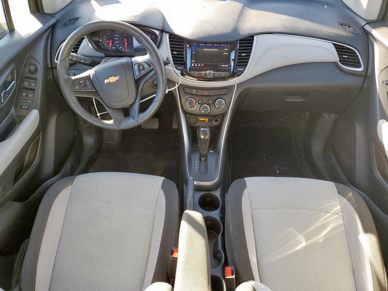 2020 CHEVROLET TRAX LS photo 22