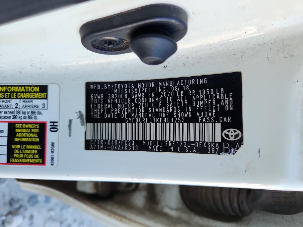 2019 TOYOTA COROLLA L photo 12
