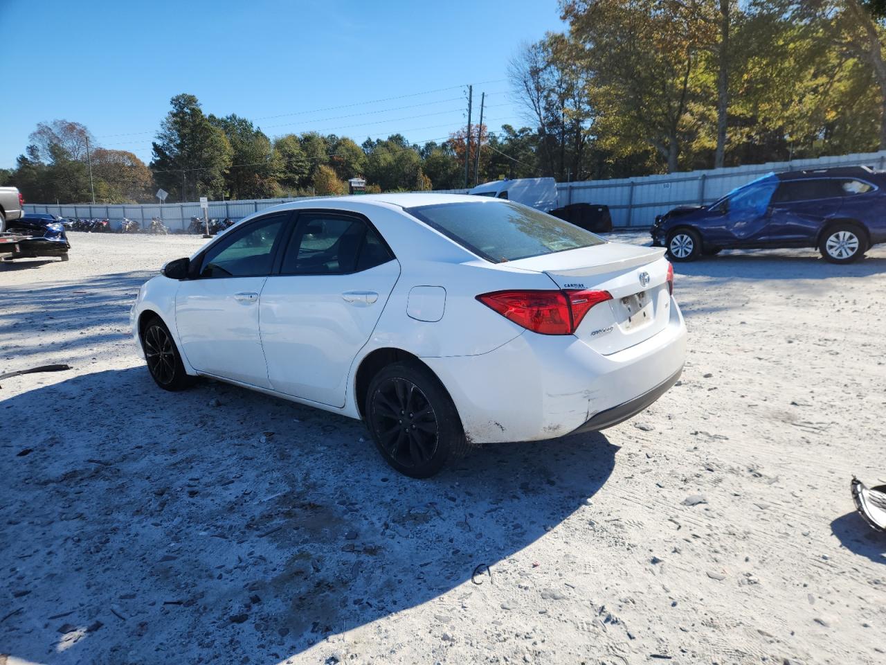 2019 TOYOTA COROLLA L photo 2