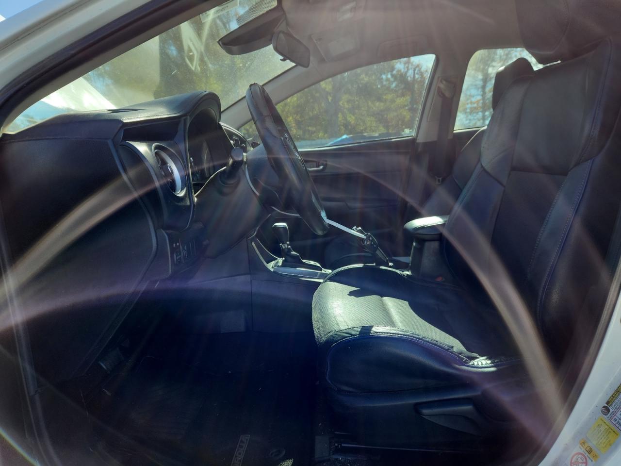 2019 TOYOTA COROLLA L photo 7