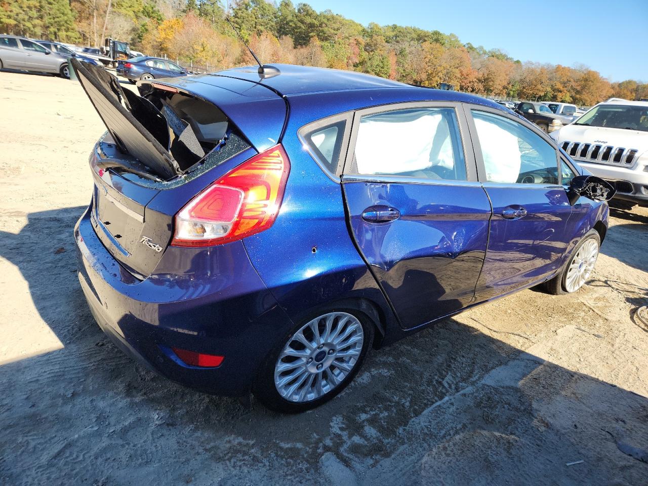 2016 FORD FIESTA TITANIUM photo 3