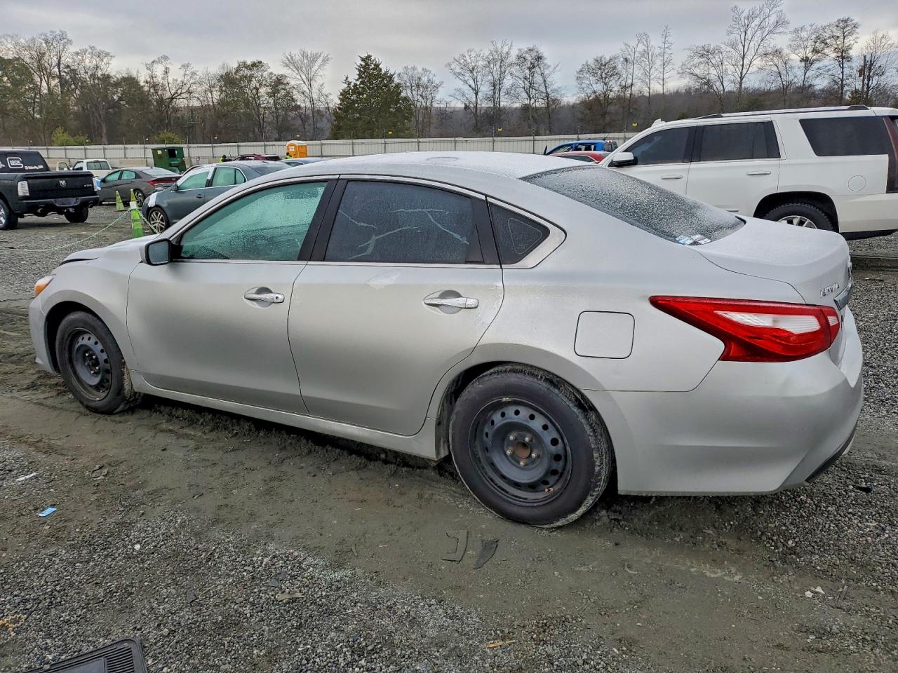 2016 NISSAN ALTIMA 2.5 photo 2