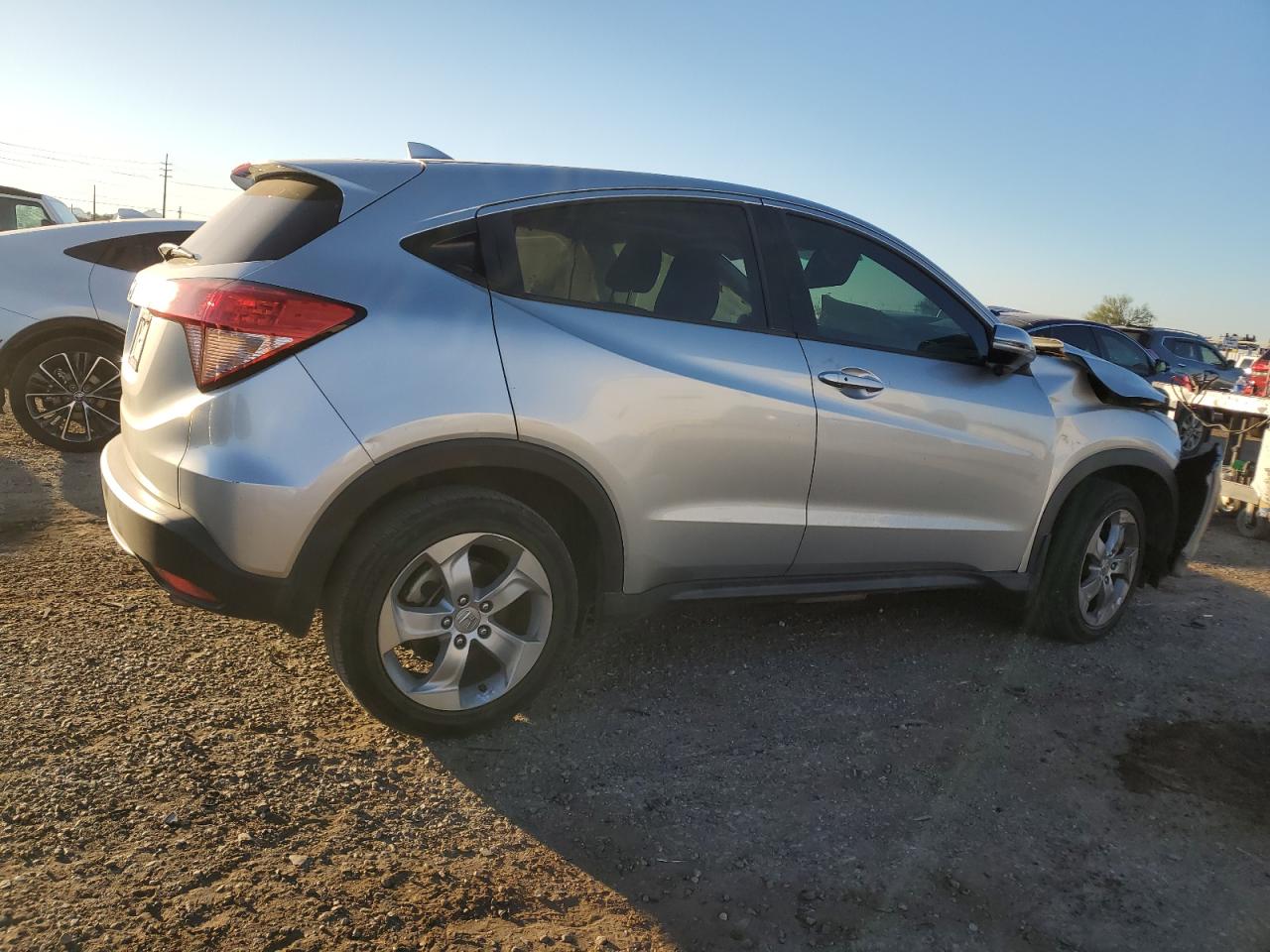 2016 HONDA HR-V EX photo 3