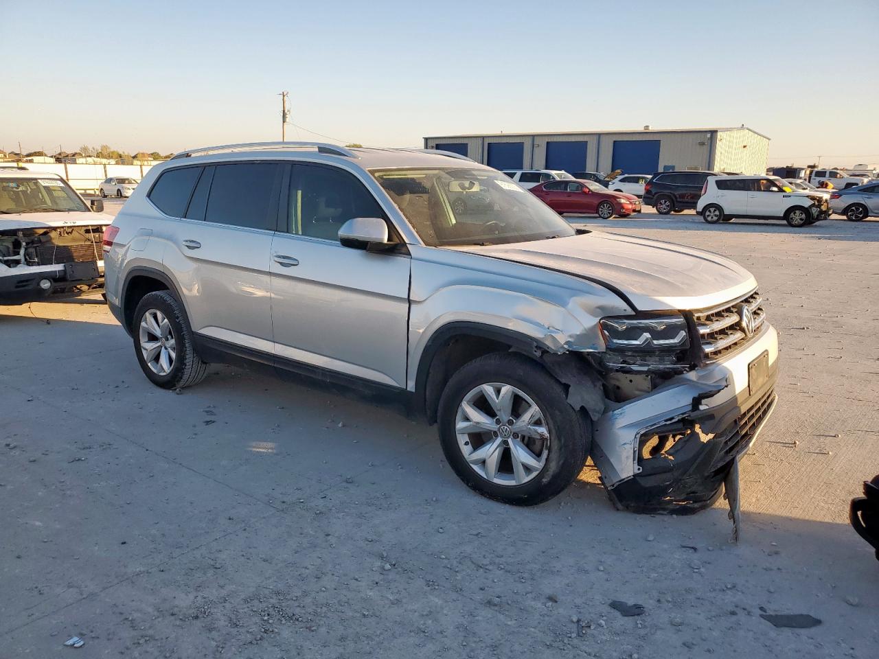 2018 VOLKSWAGEN ATLAS S photo 7