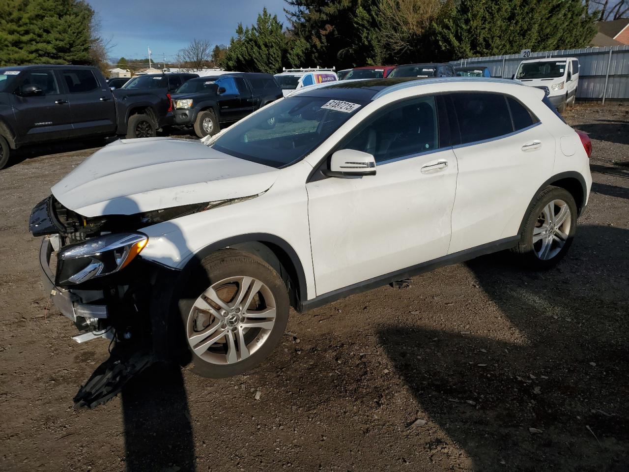 2019 MERCEDES-BENZ GLA