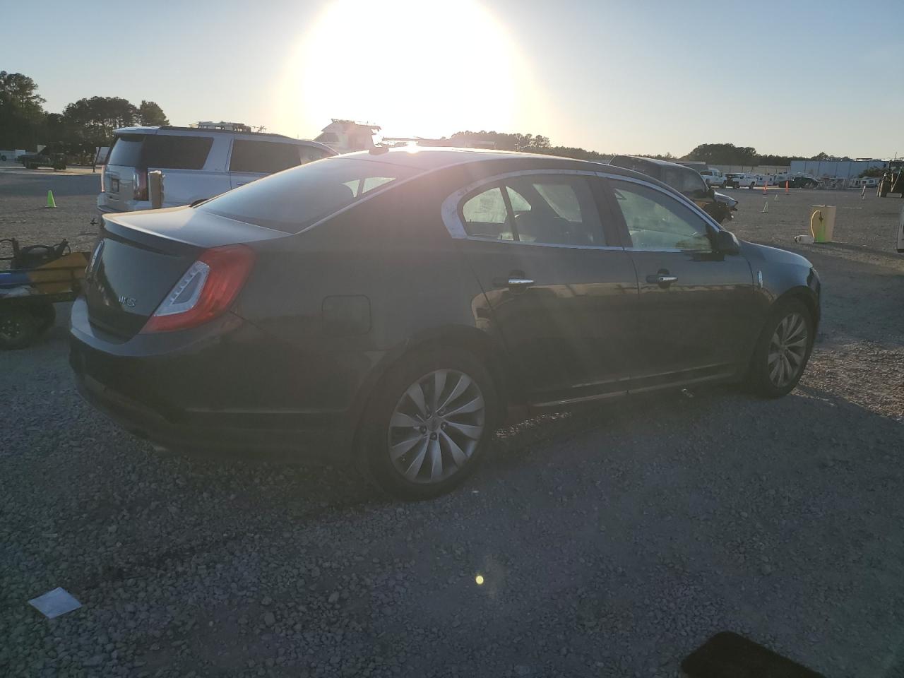 2014 LINCOLN MKS photo 7