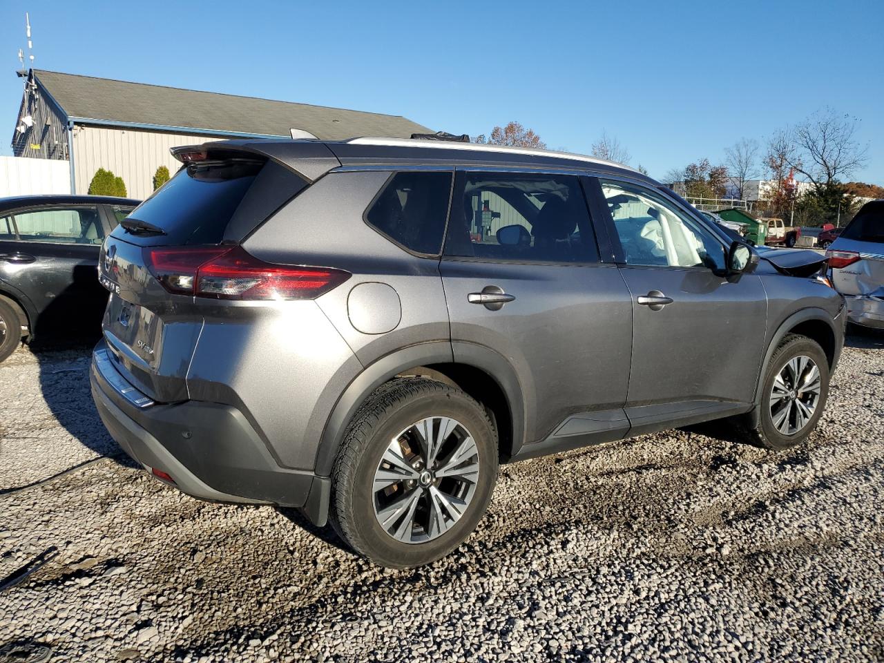 2021 NISSAN ROGUE SV photo 5