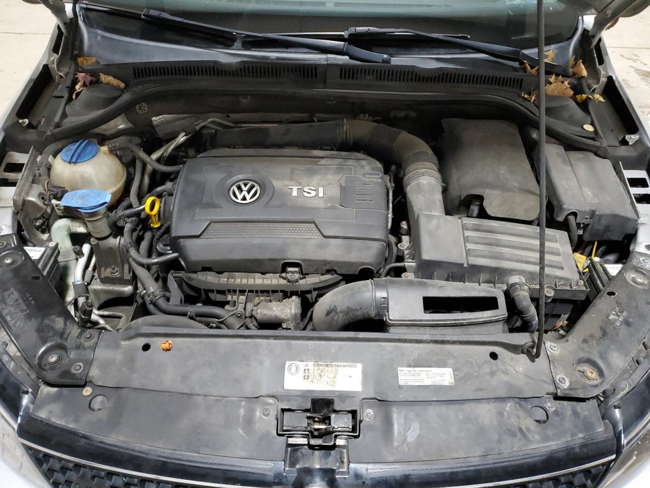 2013 VOLKSWAGEN JETTA GLI photo 21