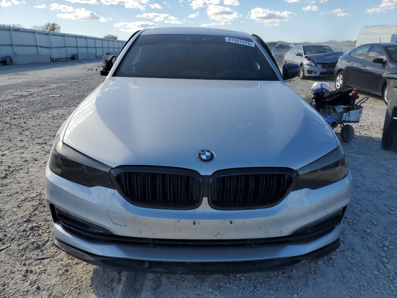 2019 BMW 530 I photo 13
