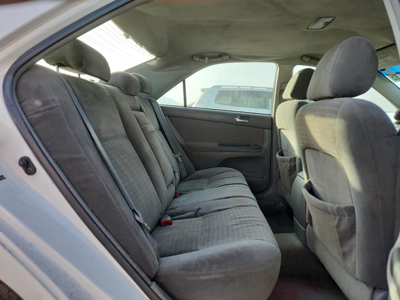 2005 TOYOTA CAMRY LE photo 10