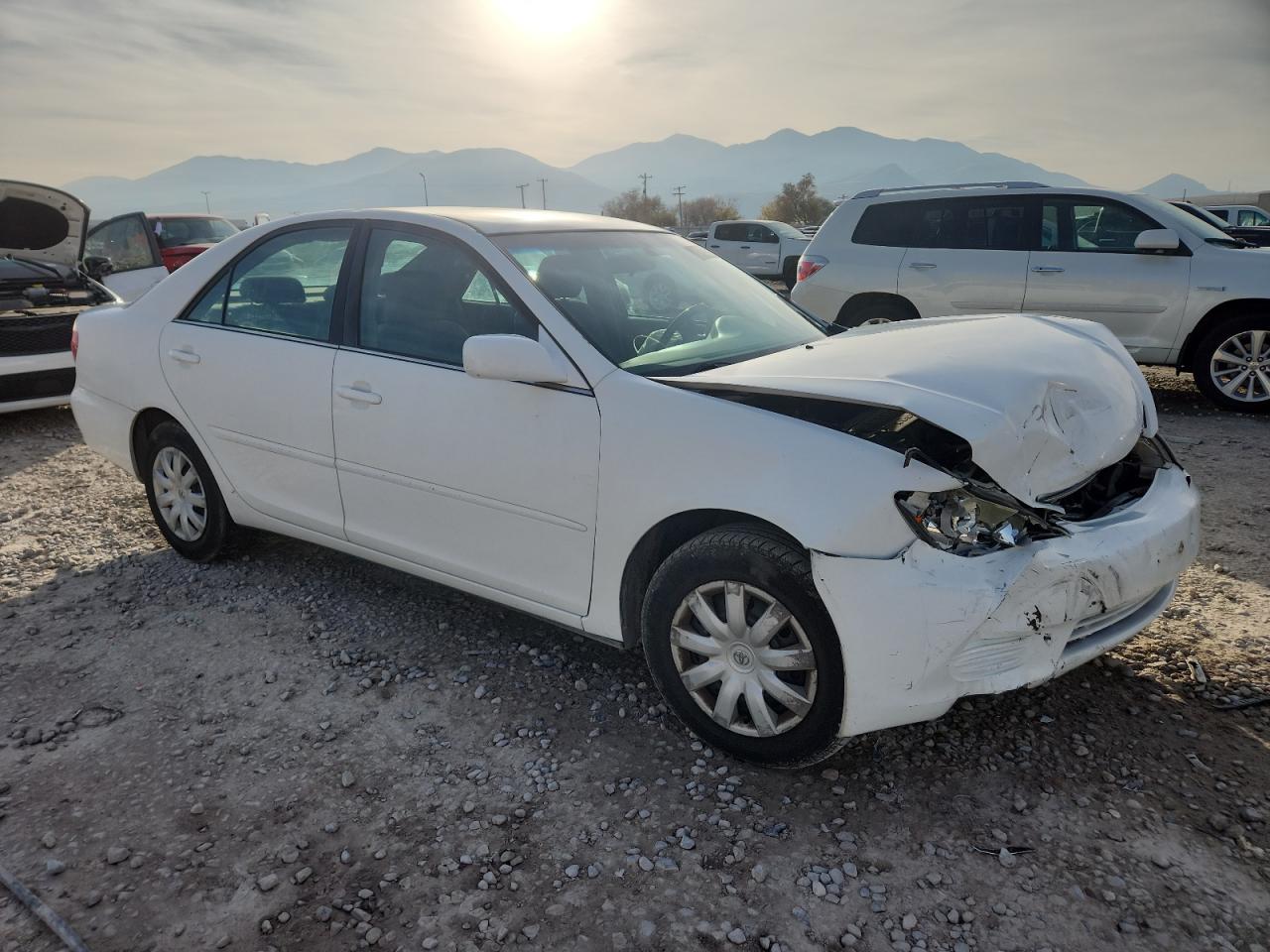 2005 TOYOTA CAMRY LE photo 4