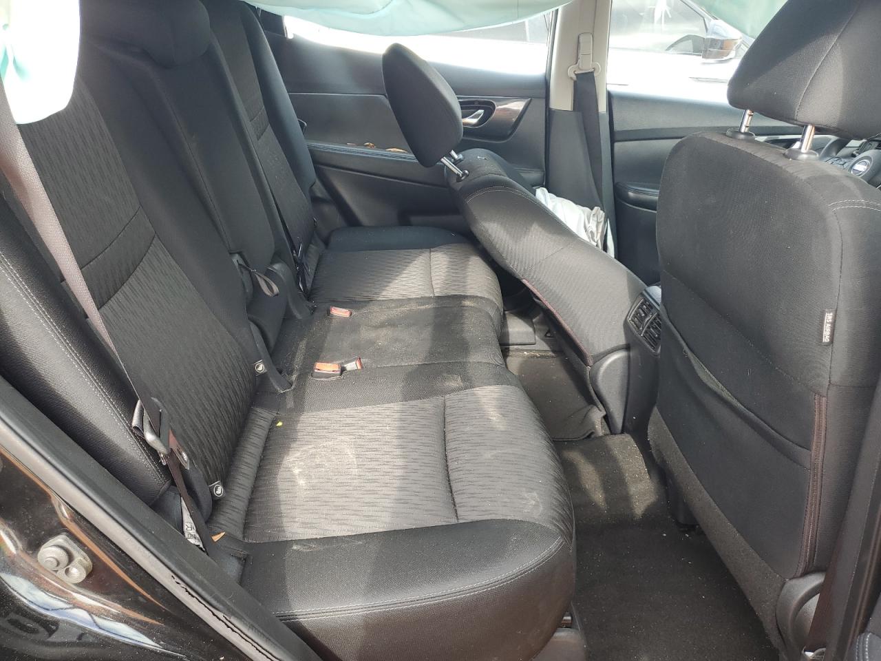 2018 NISSAN ROGUE S photo 11