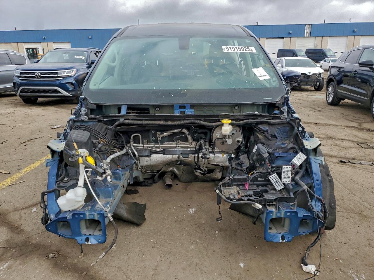2020 CHRYSLER VOYAGER LXI photo 9