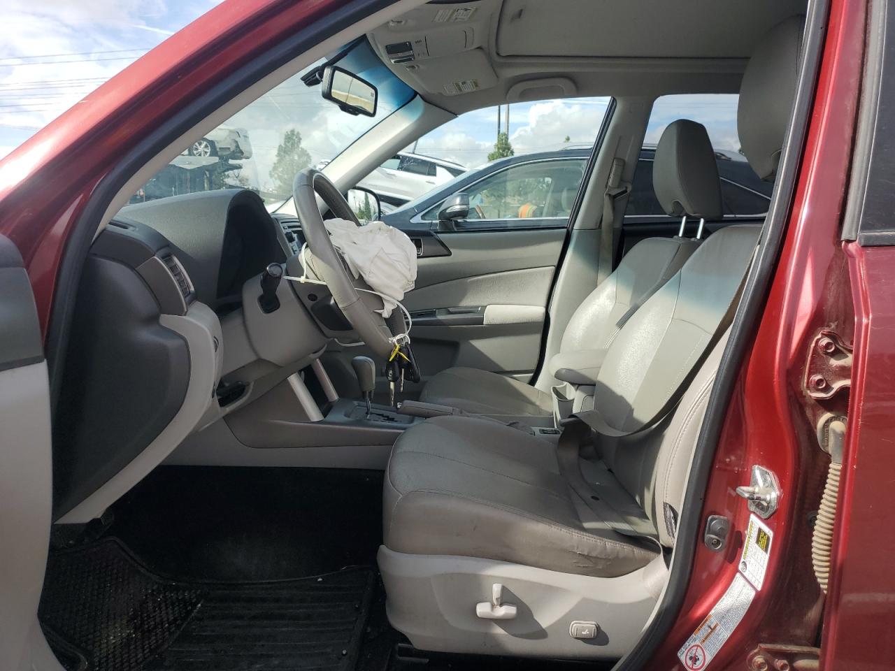 2011 SUBARU FORESTER LIMITED photo 7