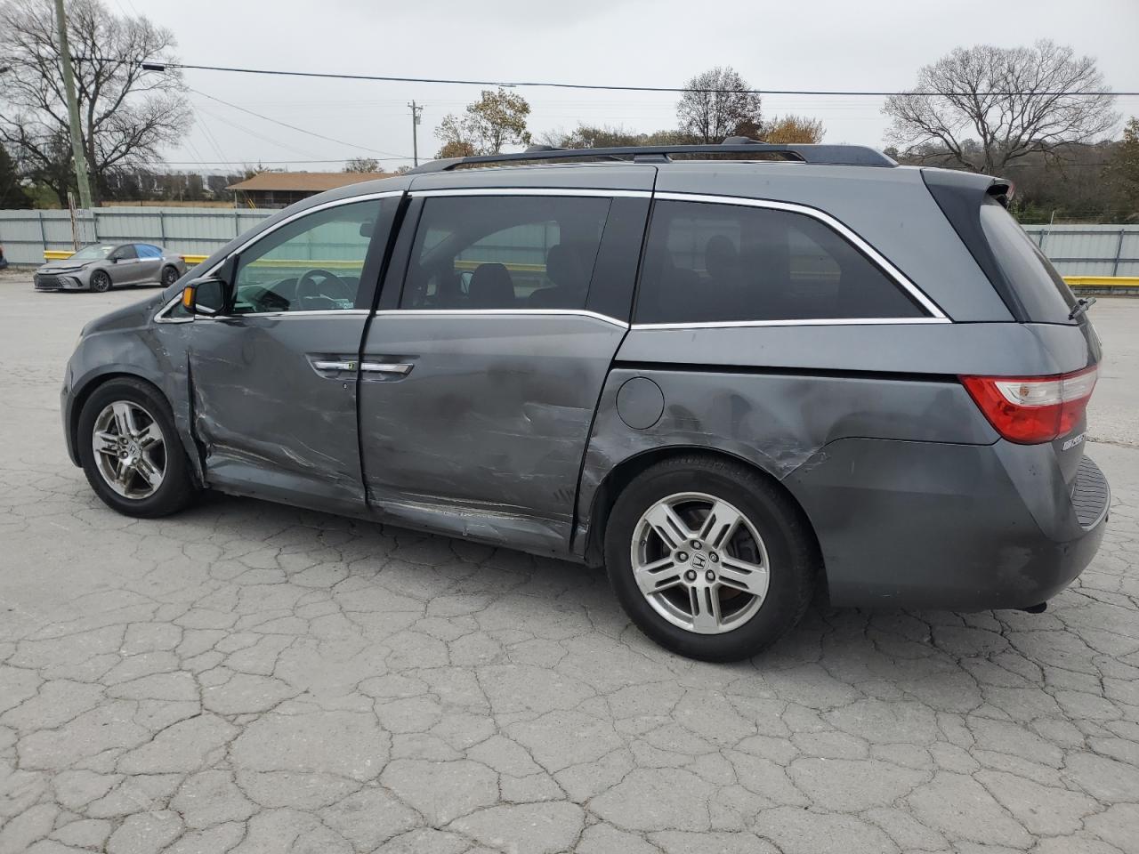 2012 HONDA ODYSSEY TOURING photo 4