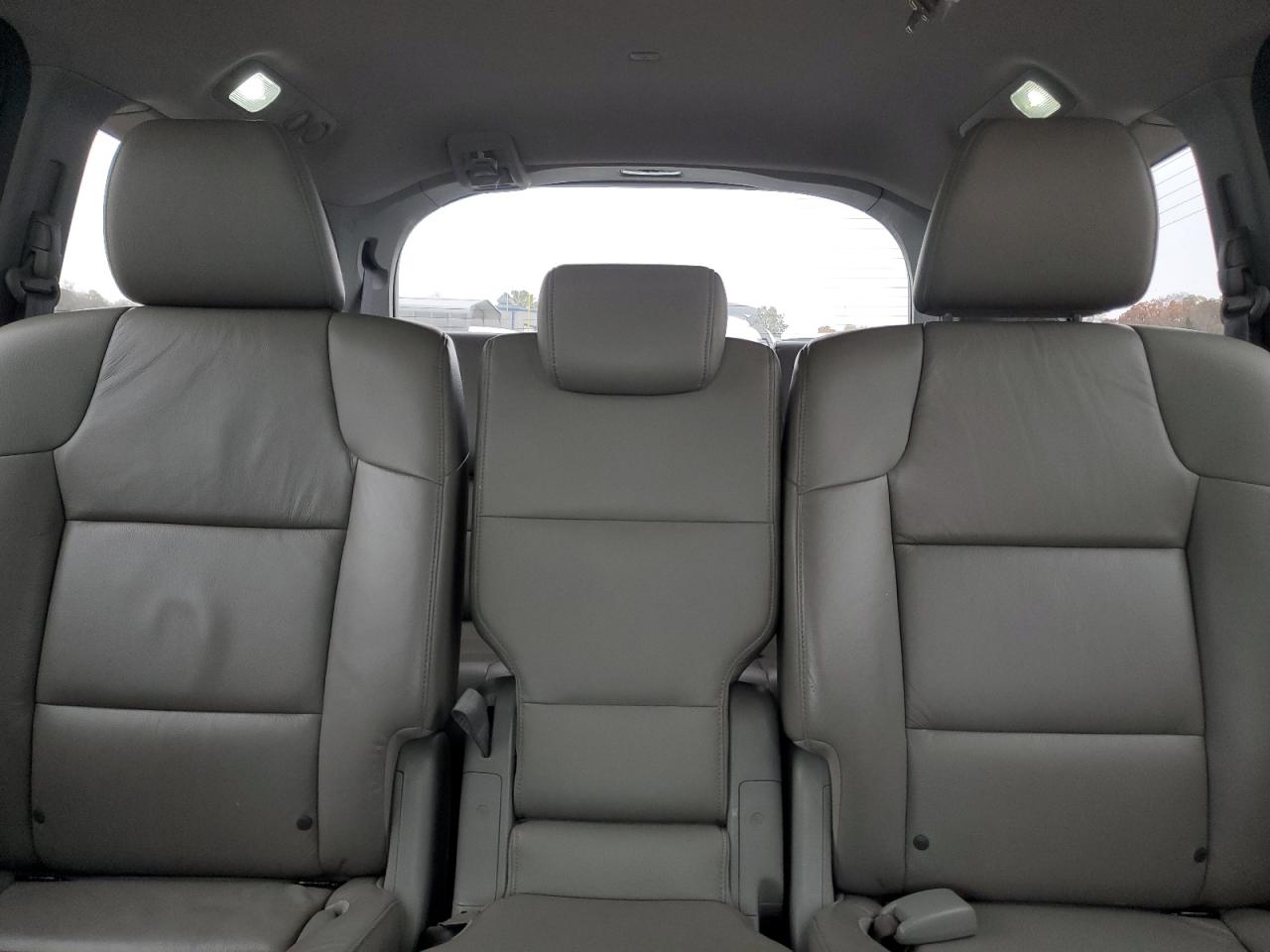 2012 HONDA ODYSSEY TOURING photo 28