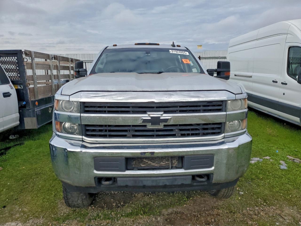 2016 CHEVROLET SILVERADO K3500 LT photo 5