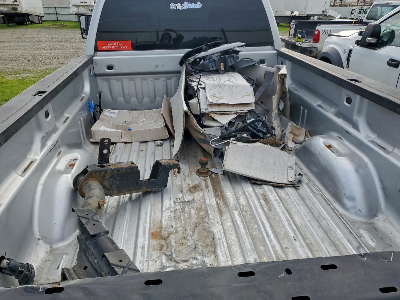 2016 CHEVROLET SILVERADO K3500 LT photo 12