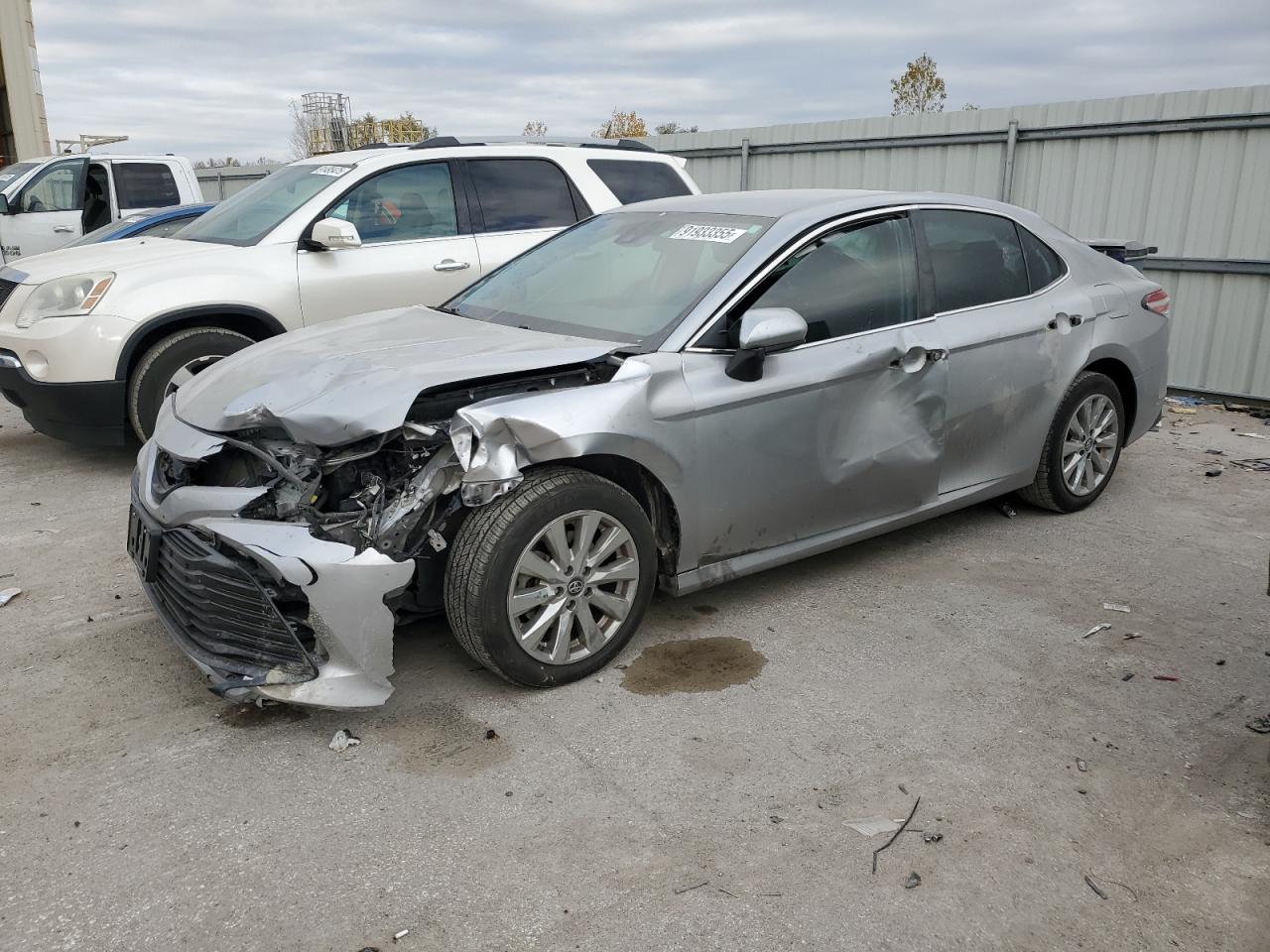 2019 TOYOTA CAMRY