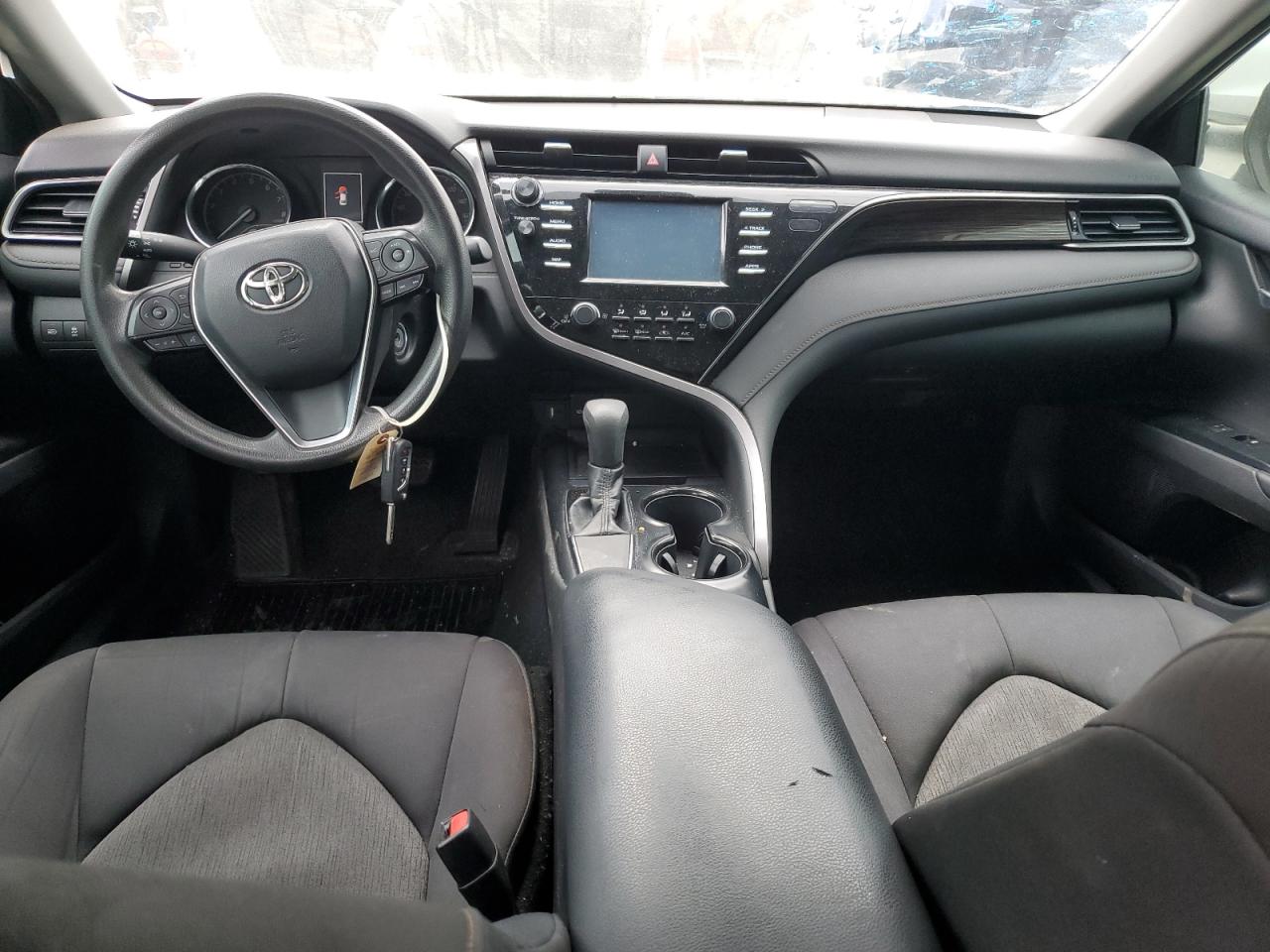 2019 TOYOTA CAMRY L photo 22