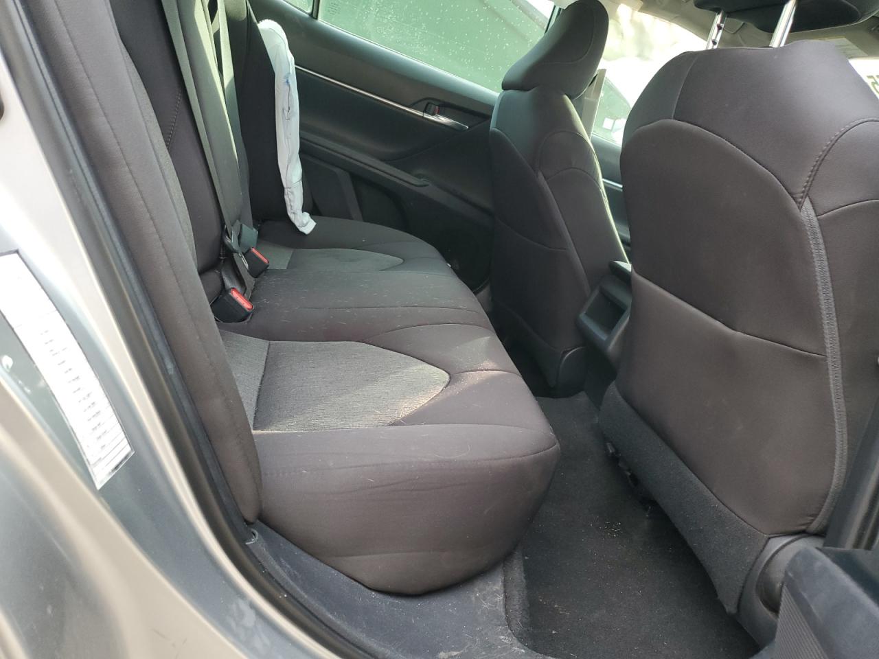 2019 TOYOTA CAMRY L photo 28