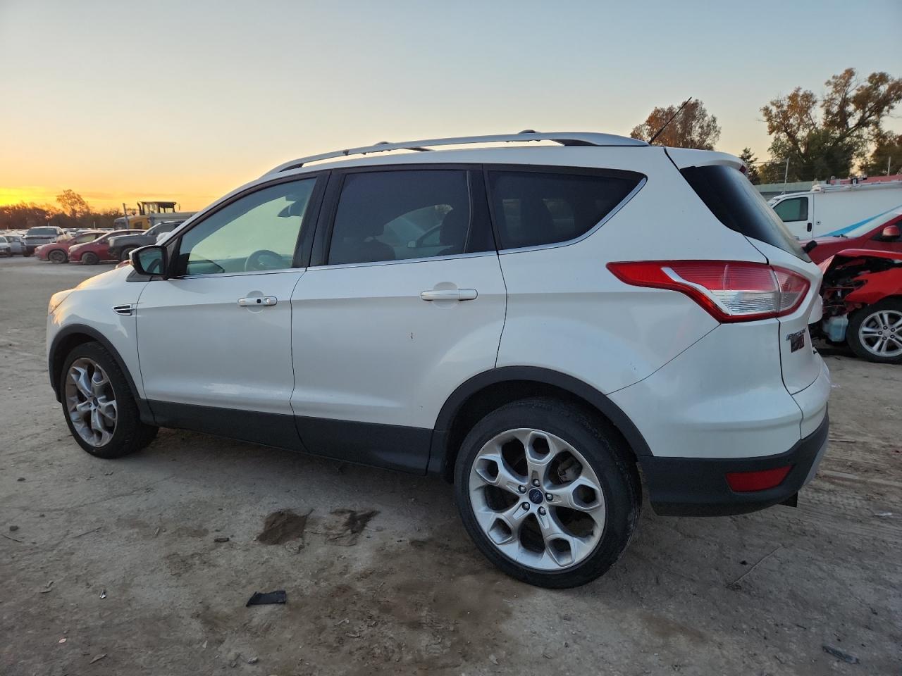 2013 FORD ESCAPE TITANIUM photo 4