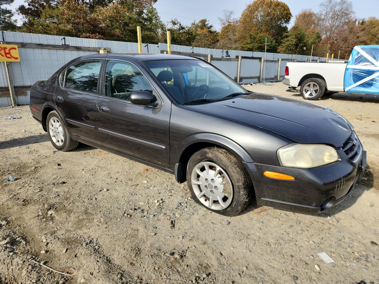2001 NISSAN MAXIMA GXE photo 10