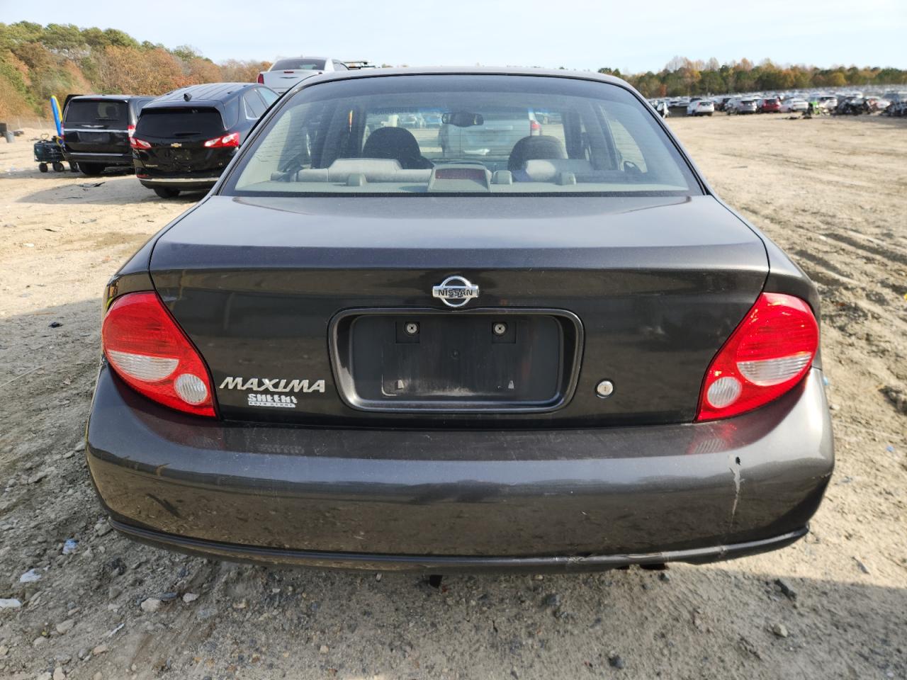 2001 NISSAN MAXIMA GXE photo 16