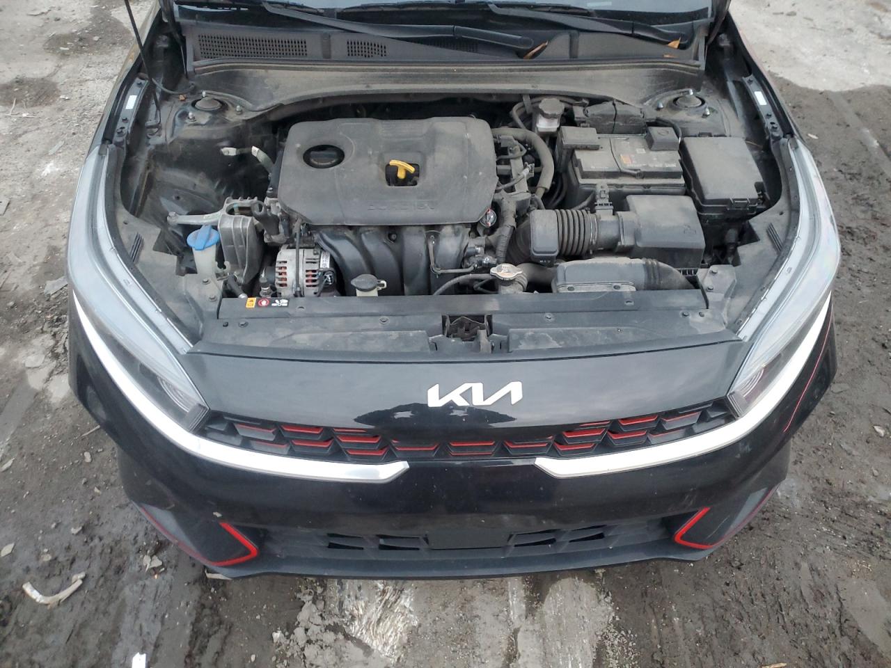 2024 KIA FORTE GT LINE photo 11
