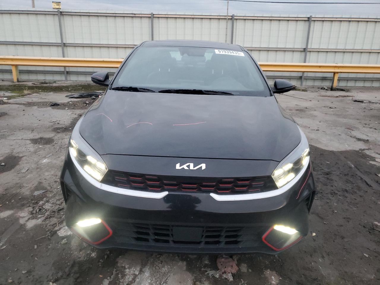 2024 KIA FORTE GT LINE photo 5