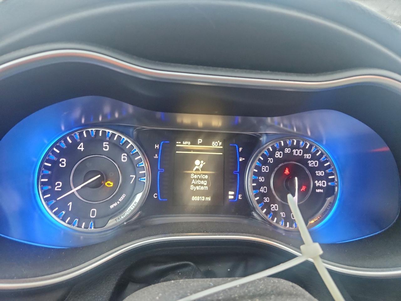 2016 CHRYSLER 200 LIMITED photo 17
