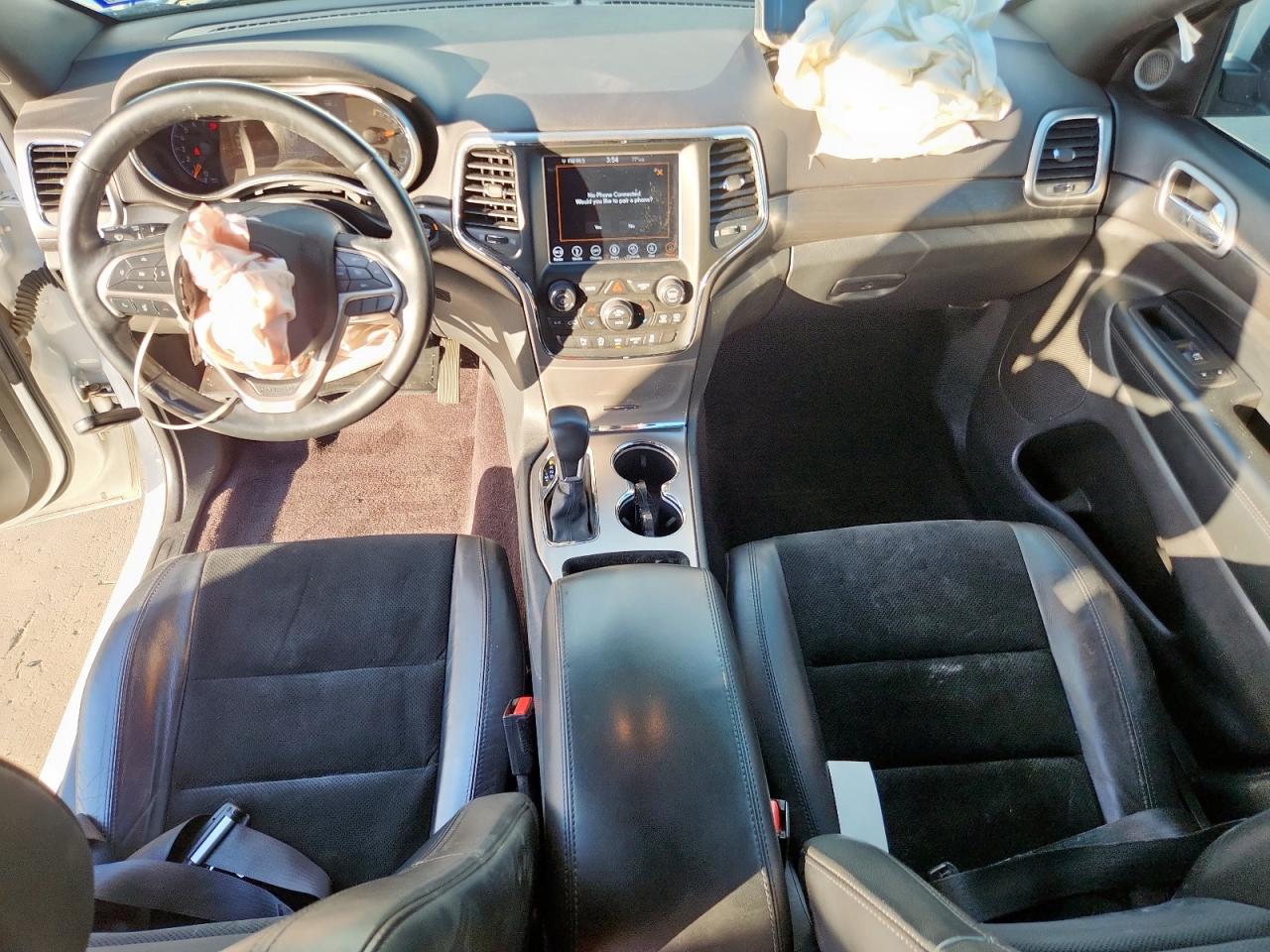 2018 JEEP GRAND CHEROKEE LAREDO photo 15