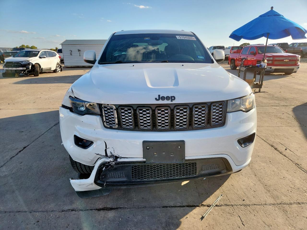 2018 JEEP GRAND CHEROKEE LAREDO photo 9