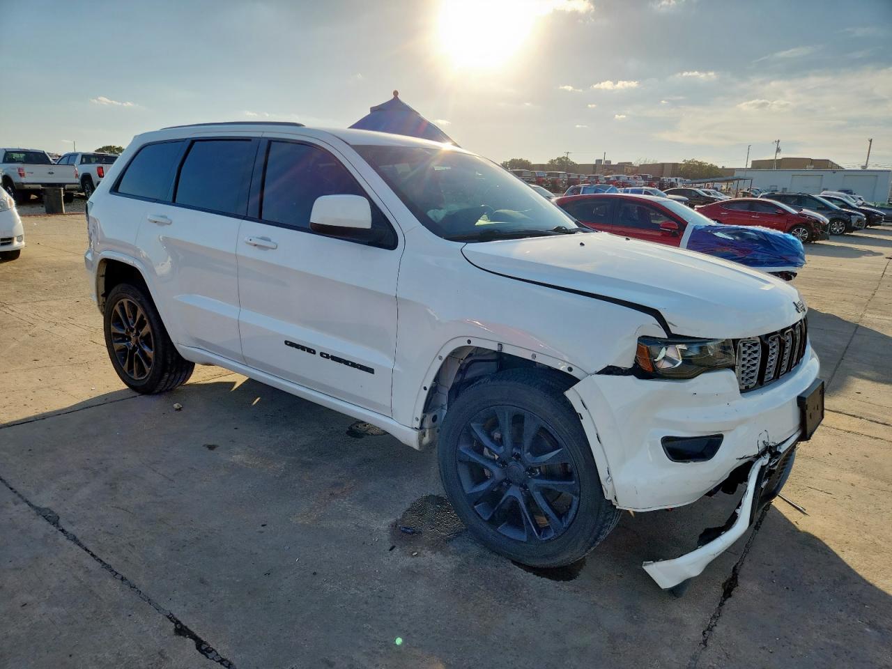 2018 JEEP GRAND CHEROKEE LAREDO photo 7