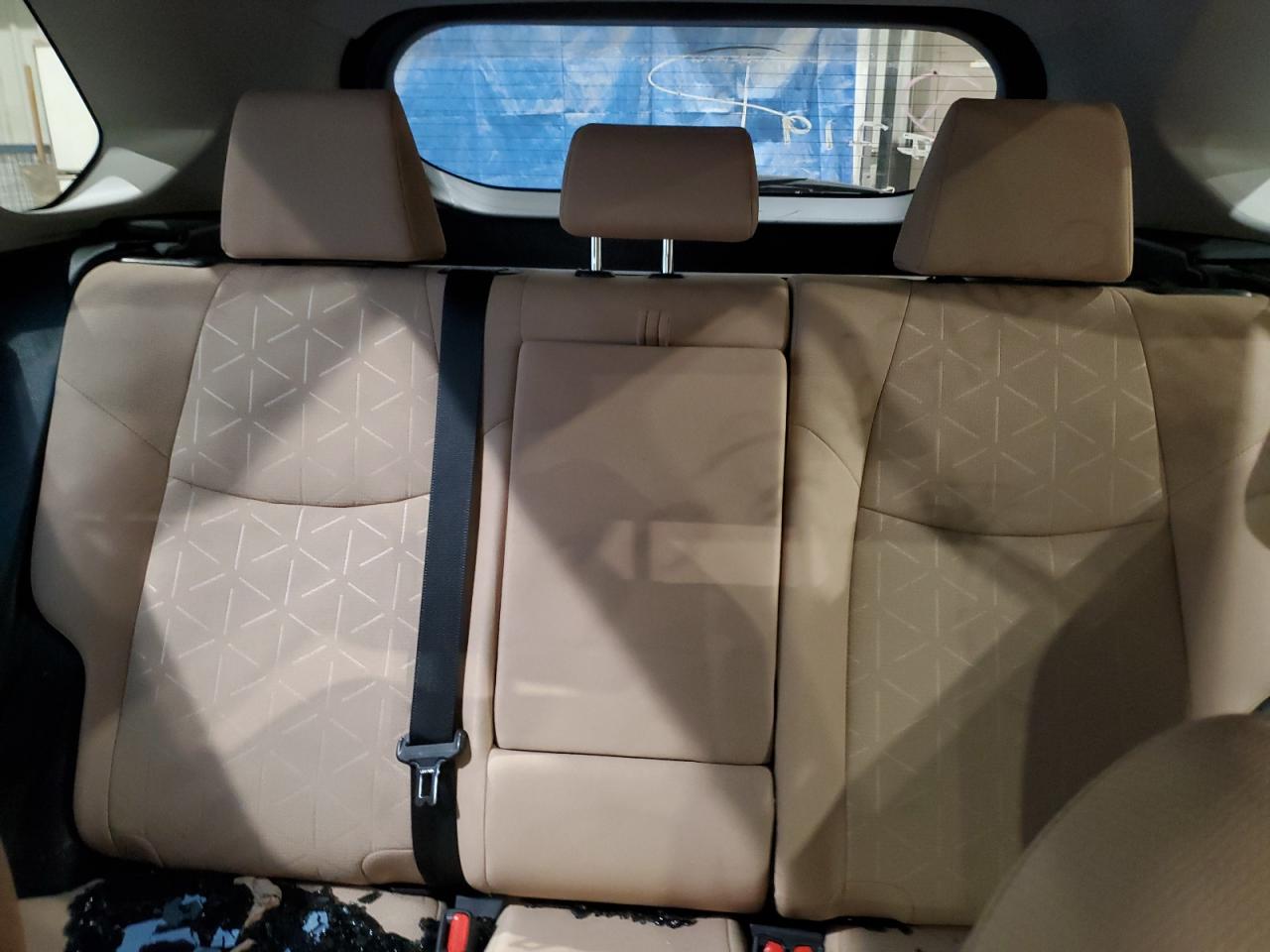 2022 TOYOTA RAV4 XLE photo 4