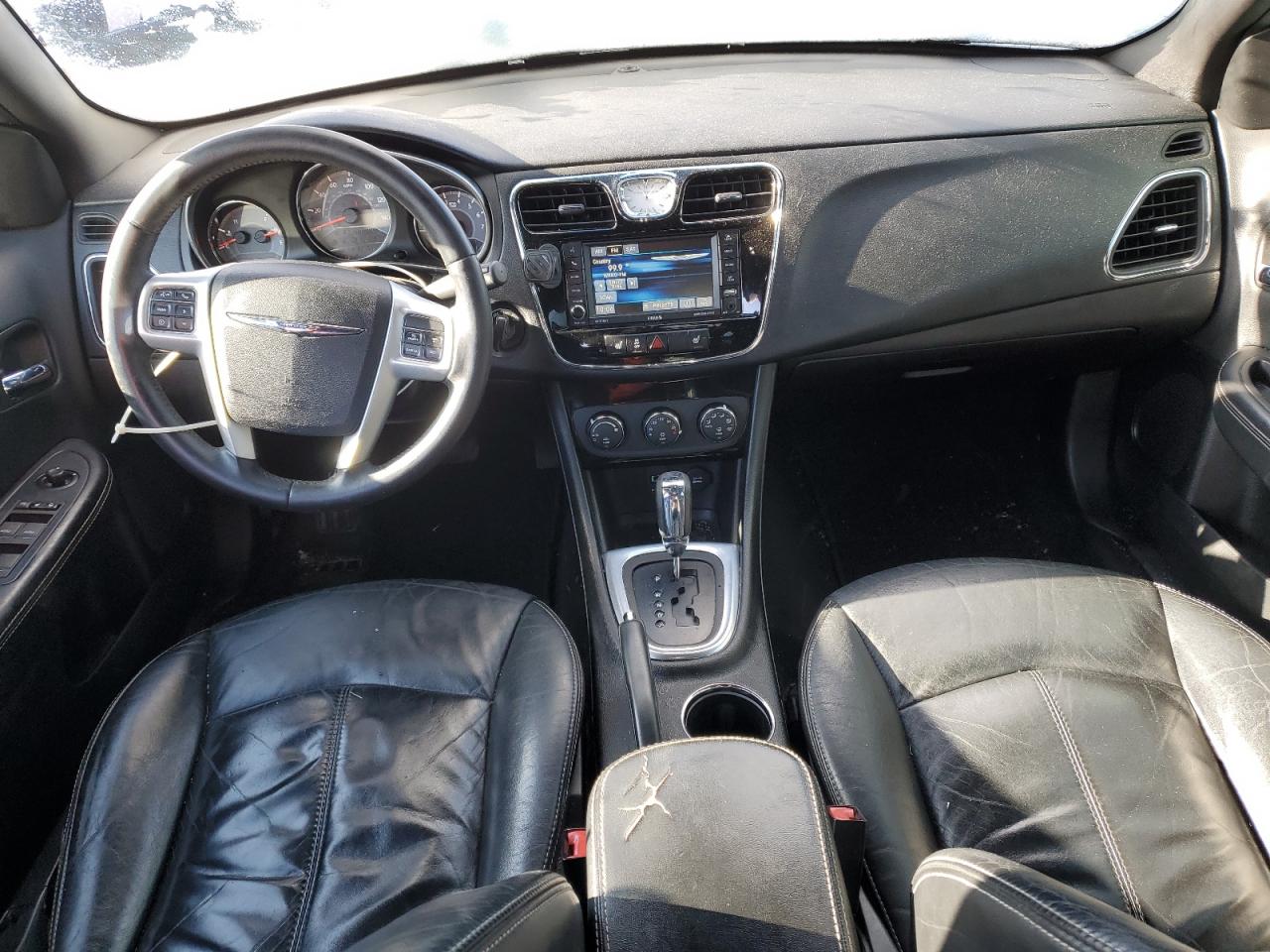 2013 CHRYSLER 200 LIMITED photo 8