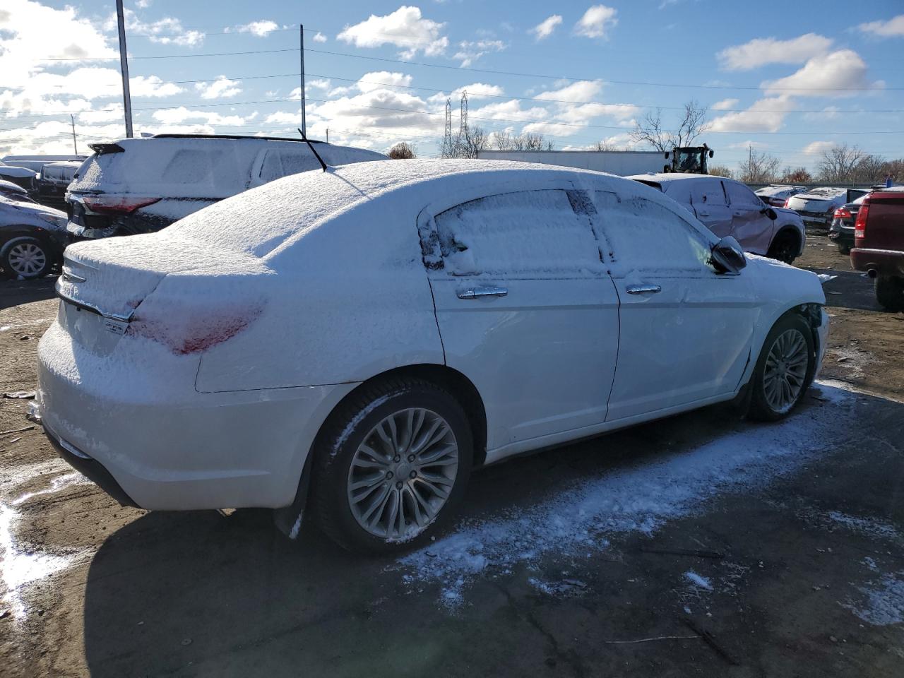2013 CHRYSLER 200 LIMITED photo 3