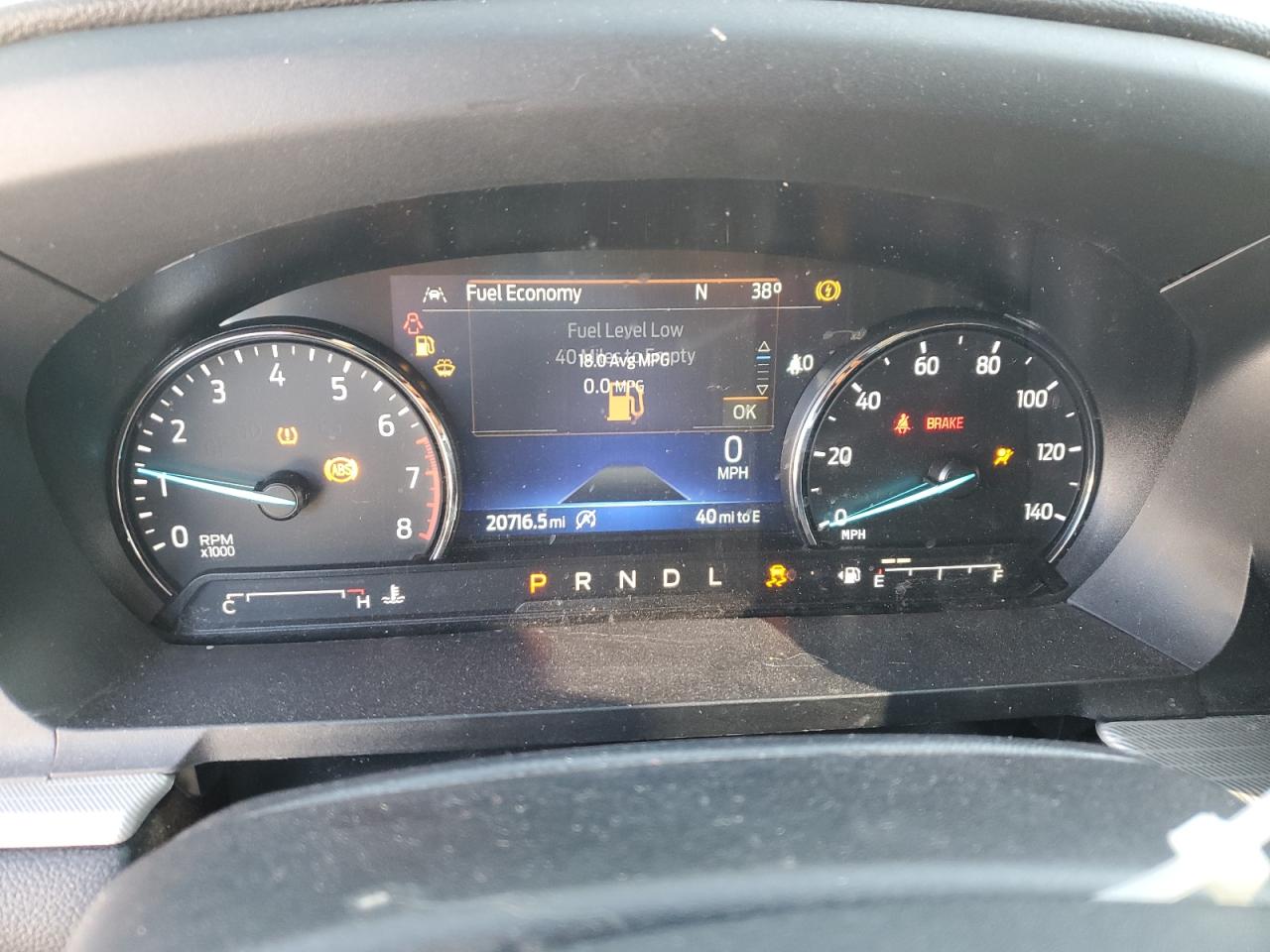 2023 FORD EXPLORER XLT photo 9