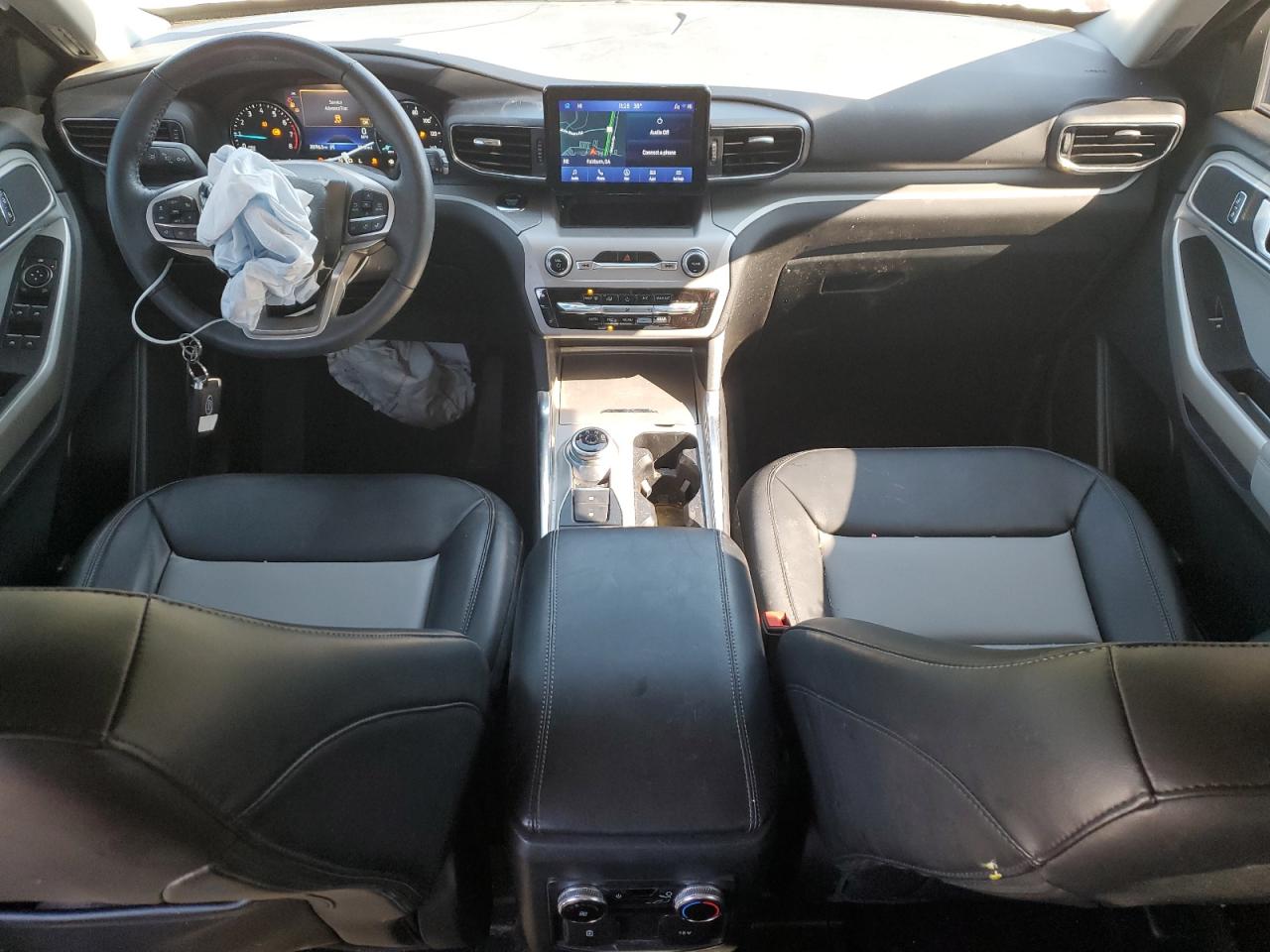 2023 FORD EXPLORER XLT photo 8