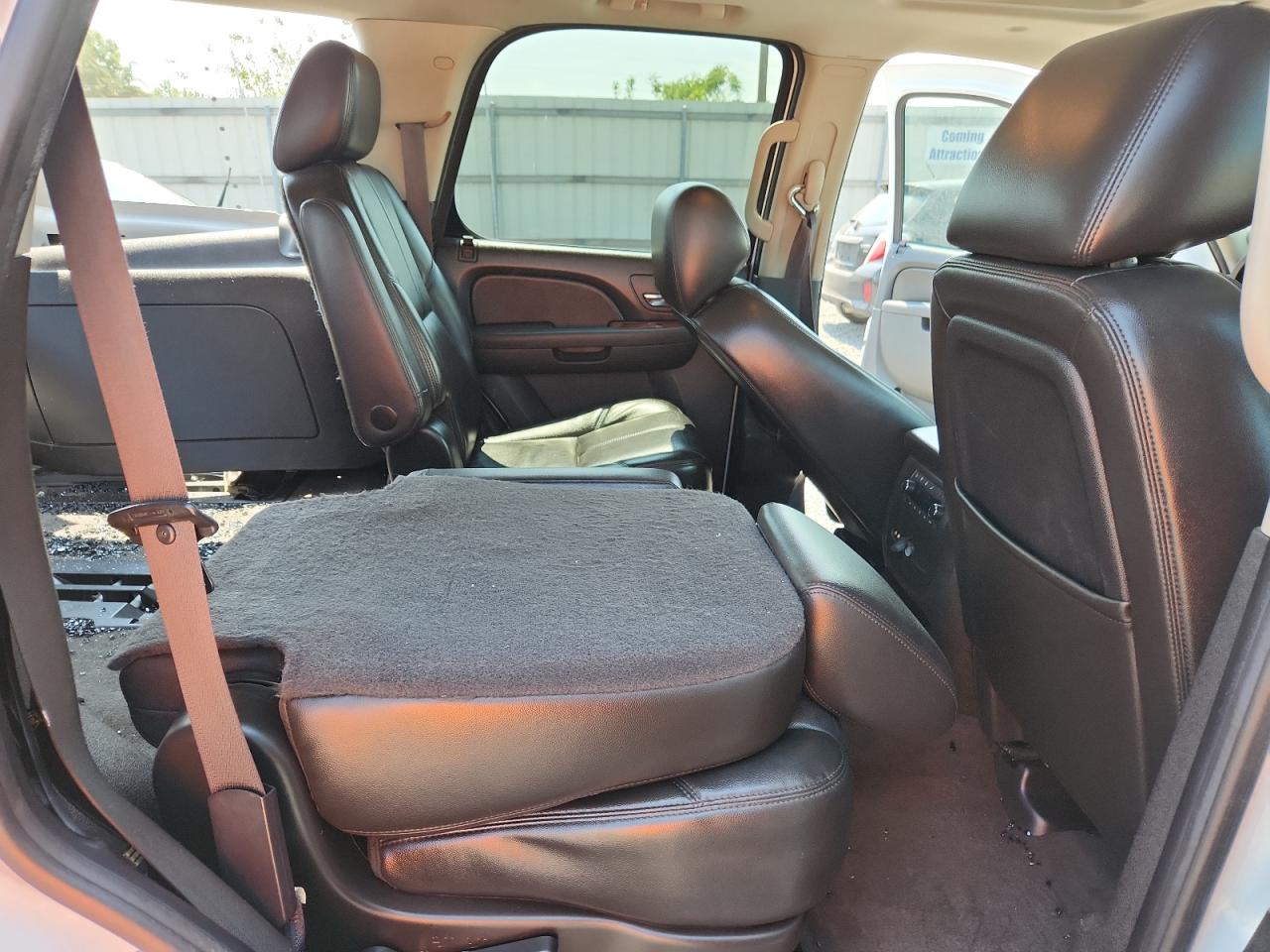 2011 CHEVROLET TAHOE K1500 LT photo 31