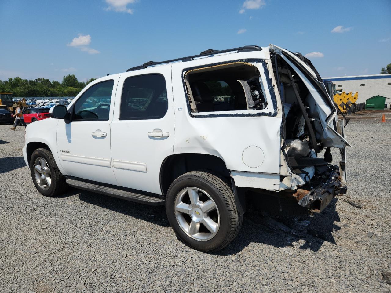 2011 CHEVROLET TAHOE K1500 LT photo 4