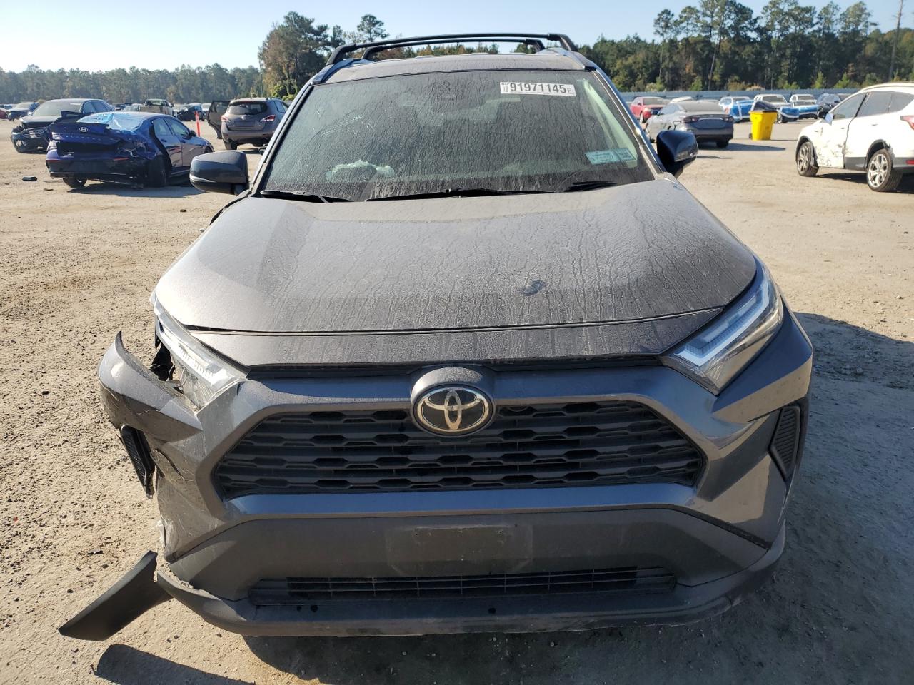 2022 TOYOTA RAV4 XLE photo 9