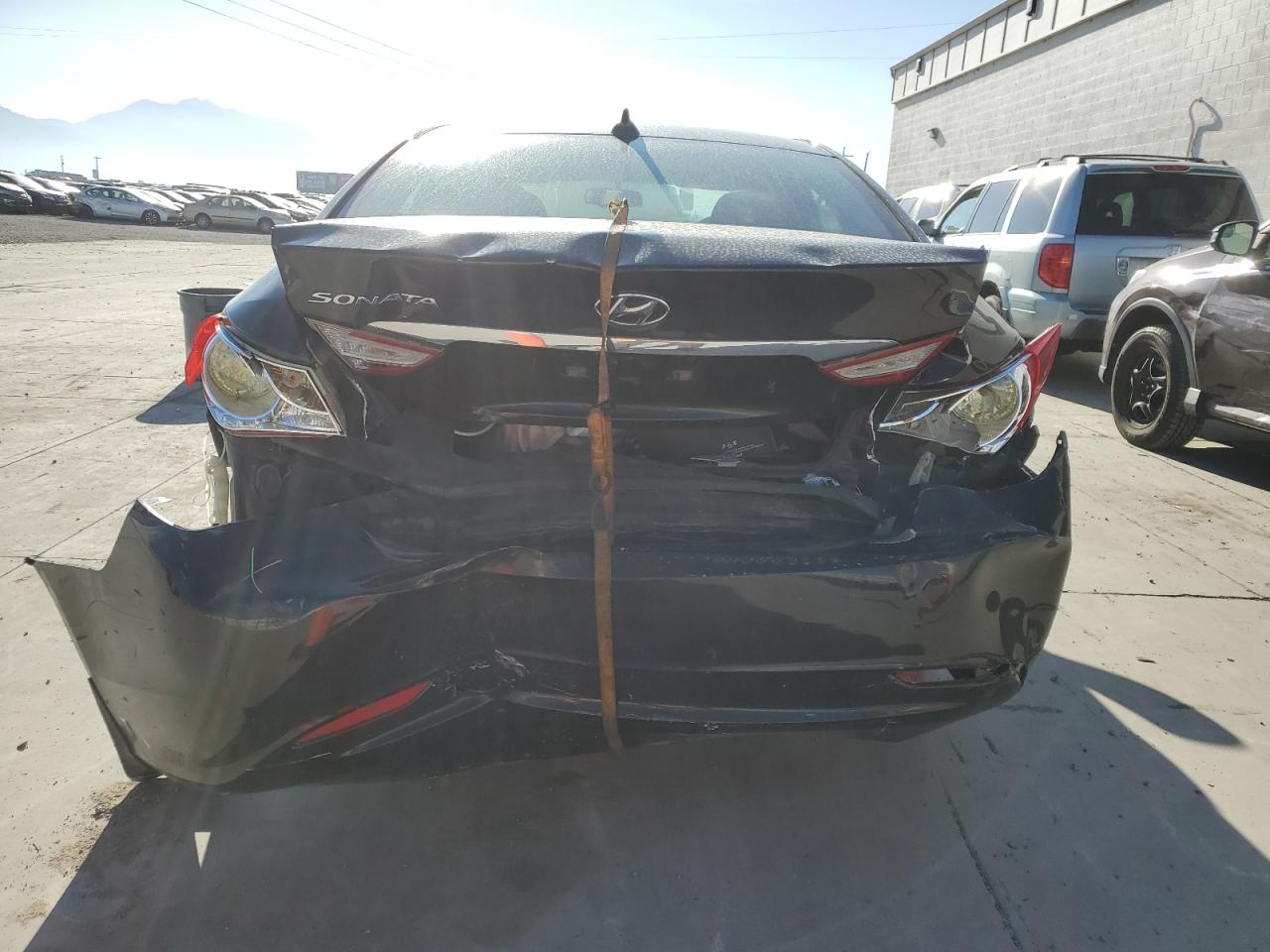2013 HYUNDAI SONATA GLS photo 6