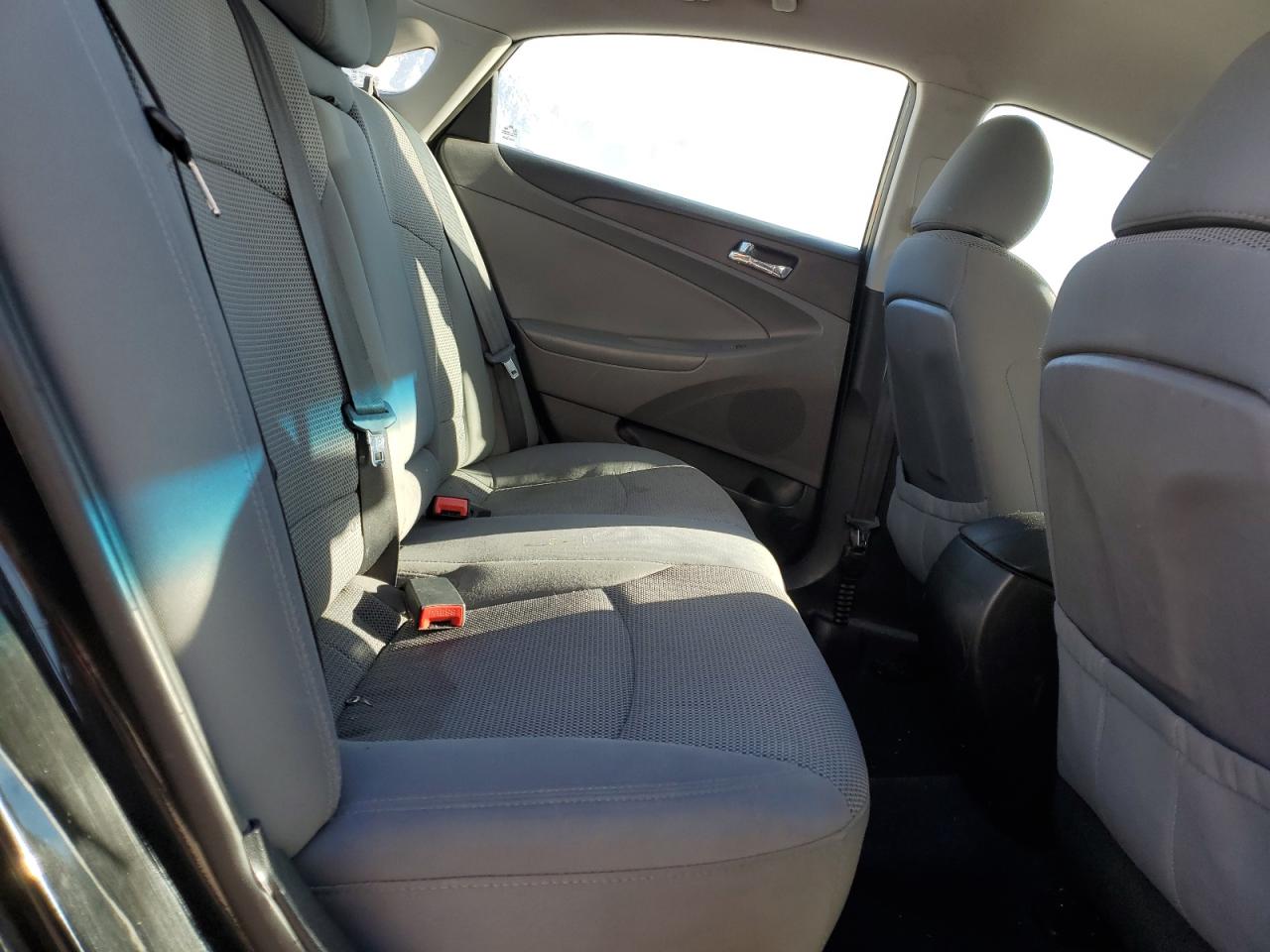 2013 HYUNDAI SONATA GLS photo 10